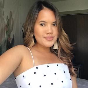 Meet your Posher, Desiree